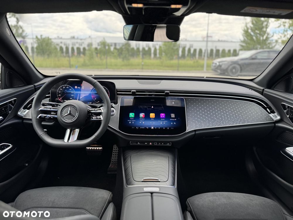 Mercedes-Benz Klasa E 220 d mHEV 4-Matic AMG 9G-Tronic - 15