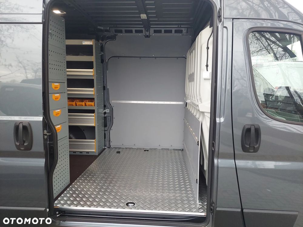 Toyota Proace MAX - 22