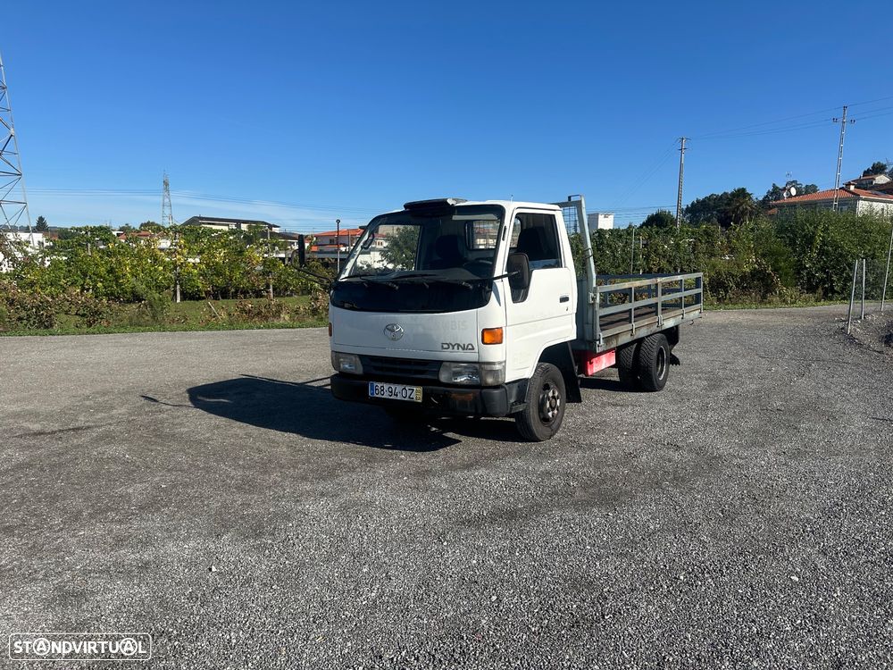 Toyota Dyna - 1