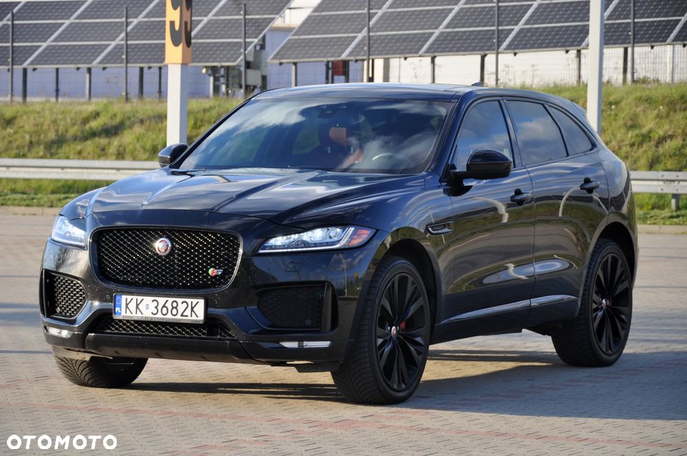 Jaguar F-Pace S AWD - 1