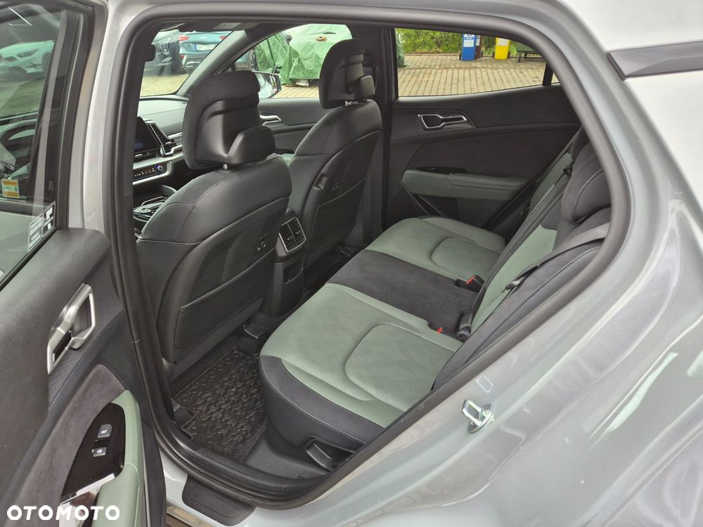 Kia Sportage 1.6 T-GDI HEV Anniversary 2WD - 16