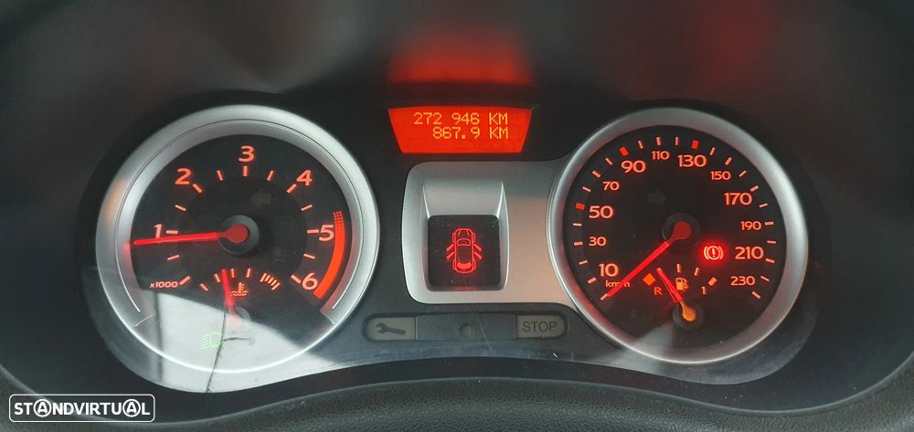 Renault Clio - 8
