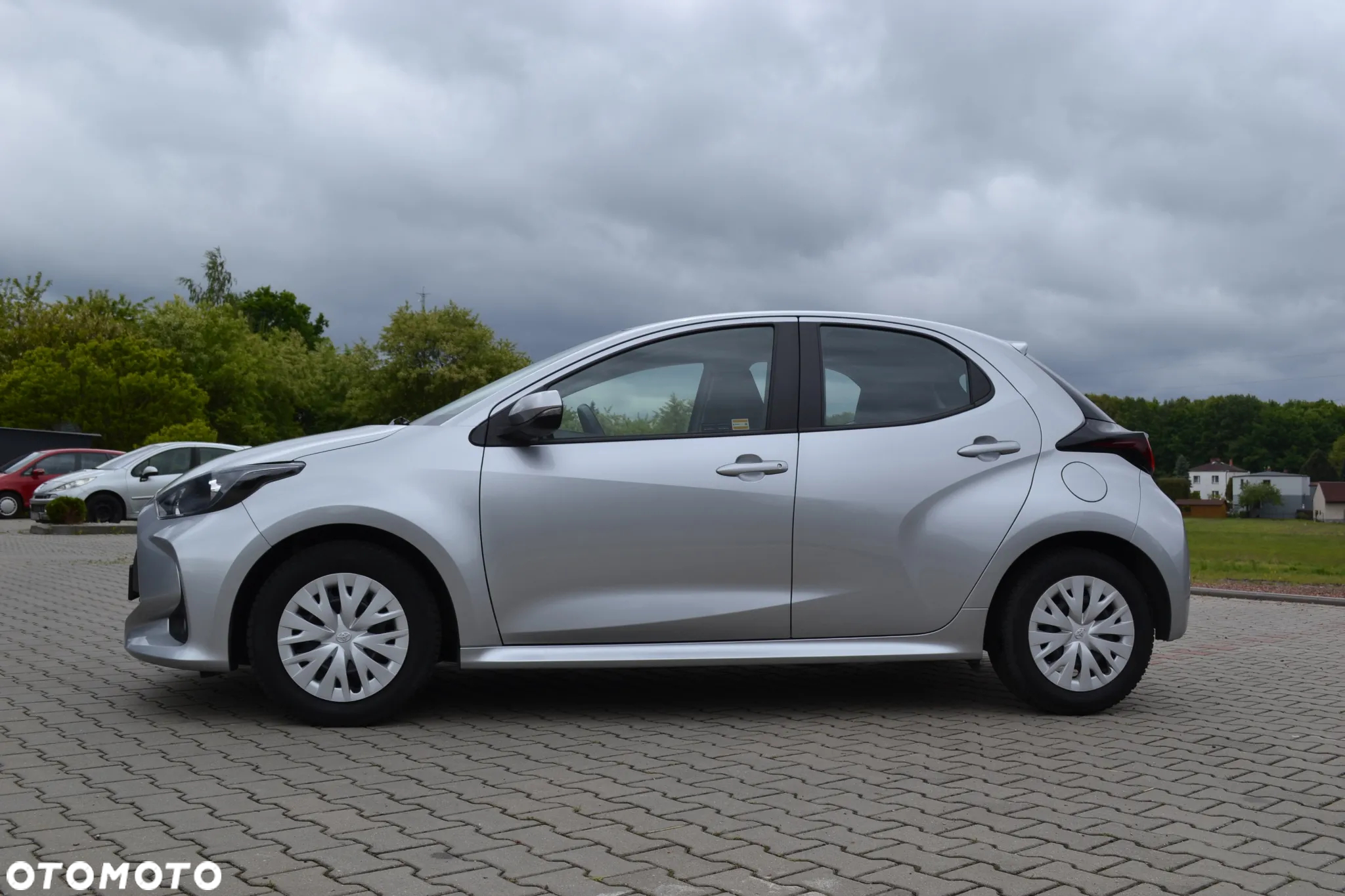 Toyota Yaris - 4