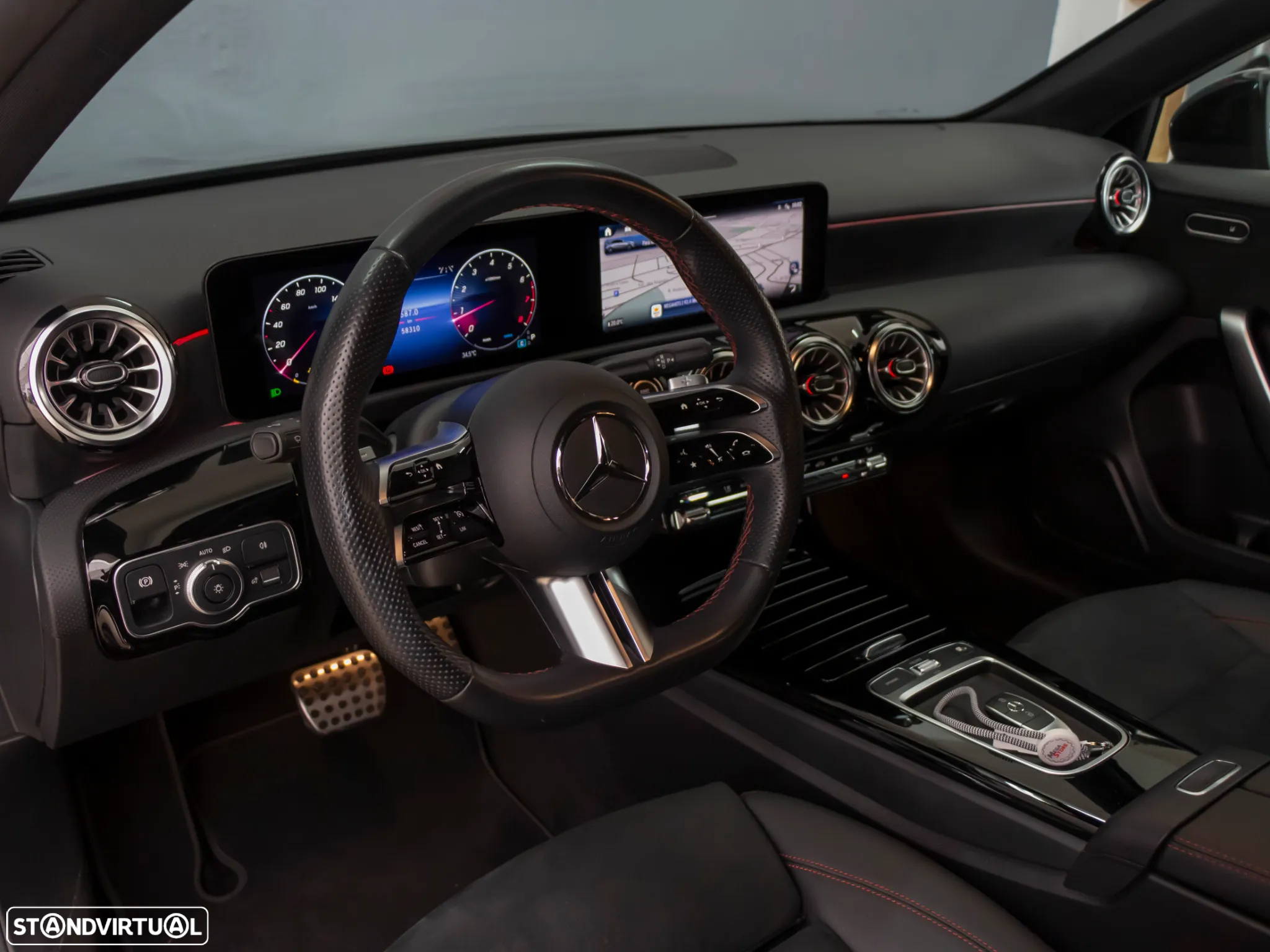 Mercedes-Benz A 200 AMG Line Aut. - 16