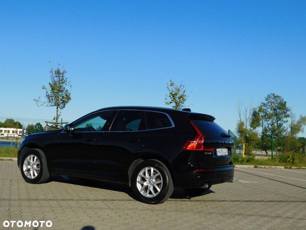 Volvo XC 60 D4 Momentum Pro - 19