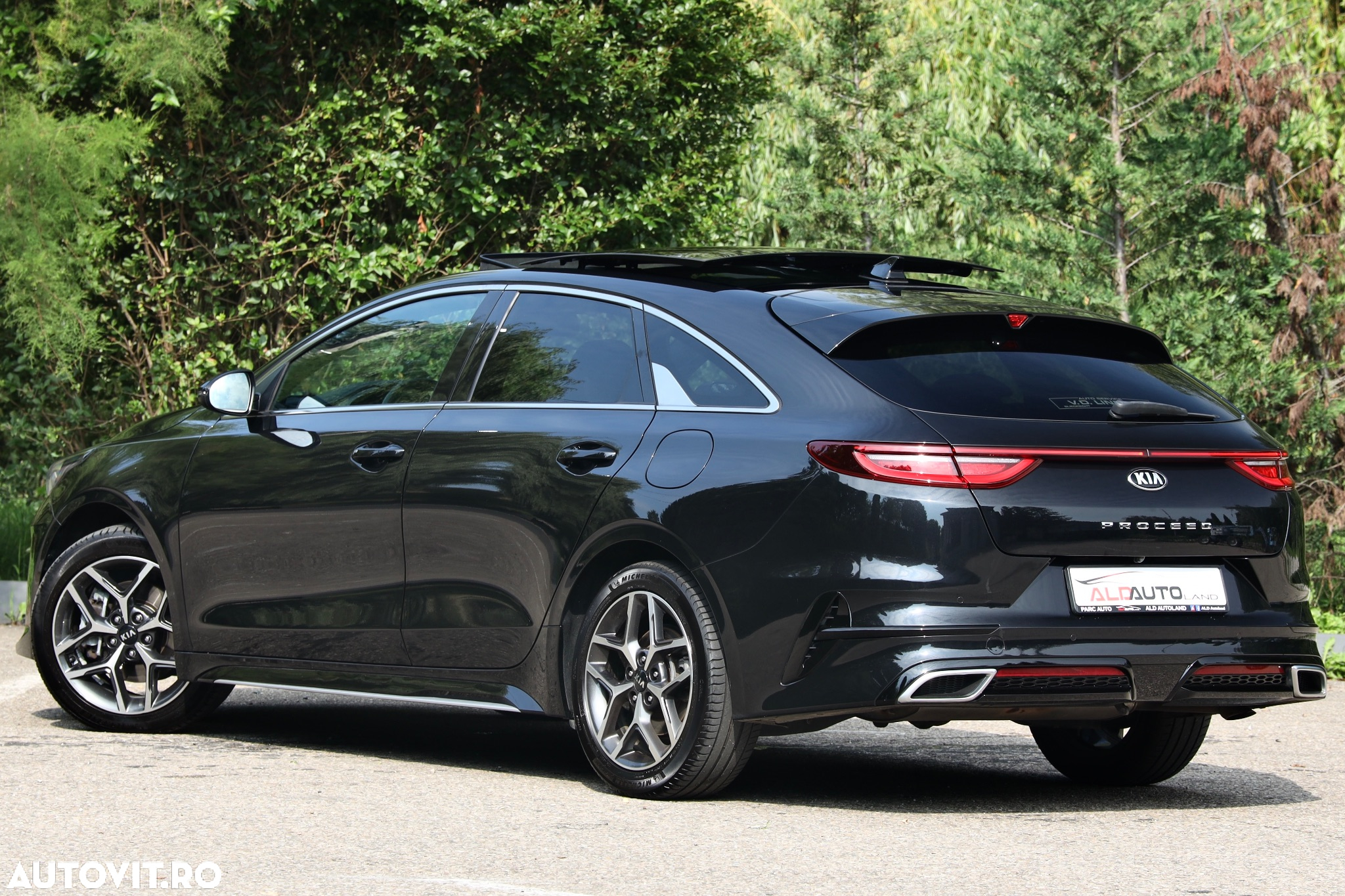 Kia Pro Ceed ProCeed 1.4 T-GDI 7DCT GT Line - 2