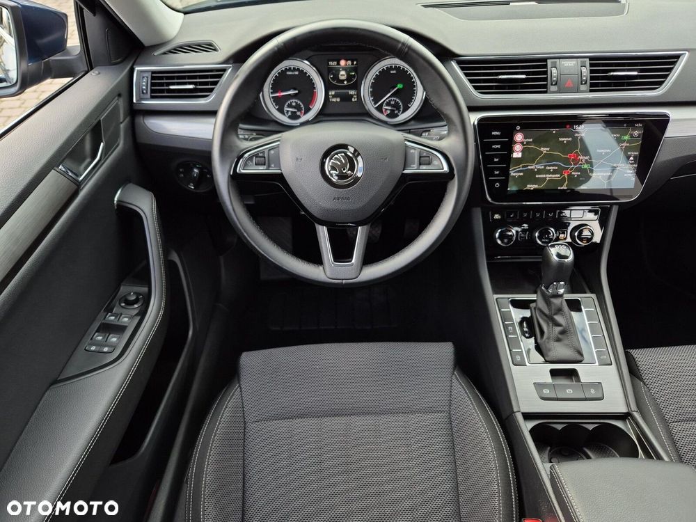 Skoda Superb 2.0 TDI SCR Style DSG - 20