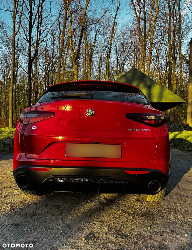 Alfa Romeo Stelvio 2.0 Turbo 16V AT8-Q4 Sprint - 13