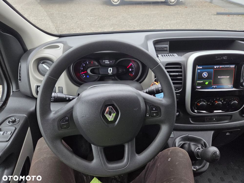 Renault Trafic - 20