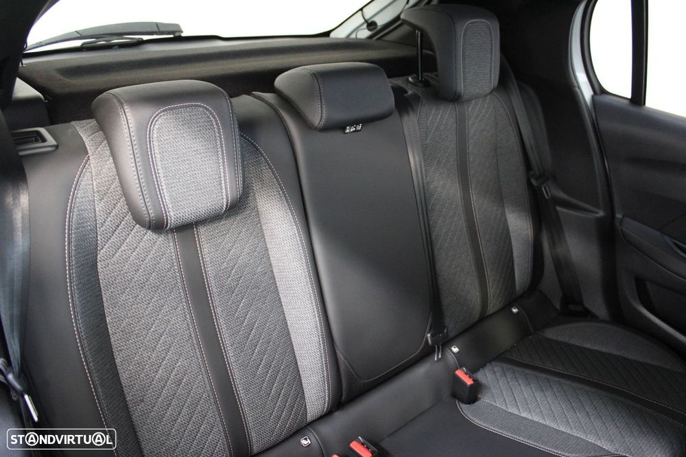 Peugeot 208 1.2 Hybrid Allure e-DCS6 - 17