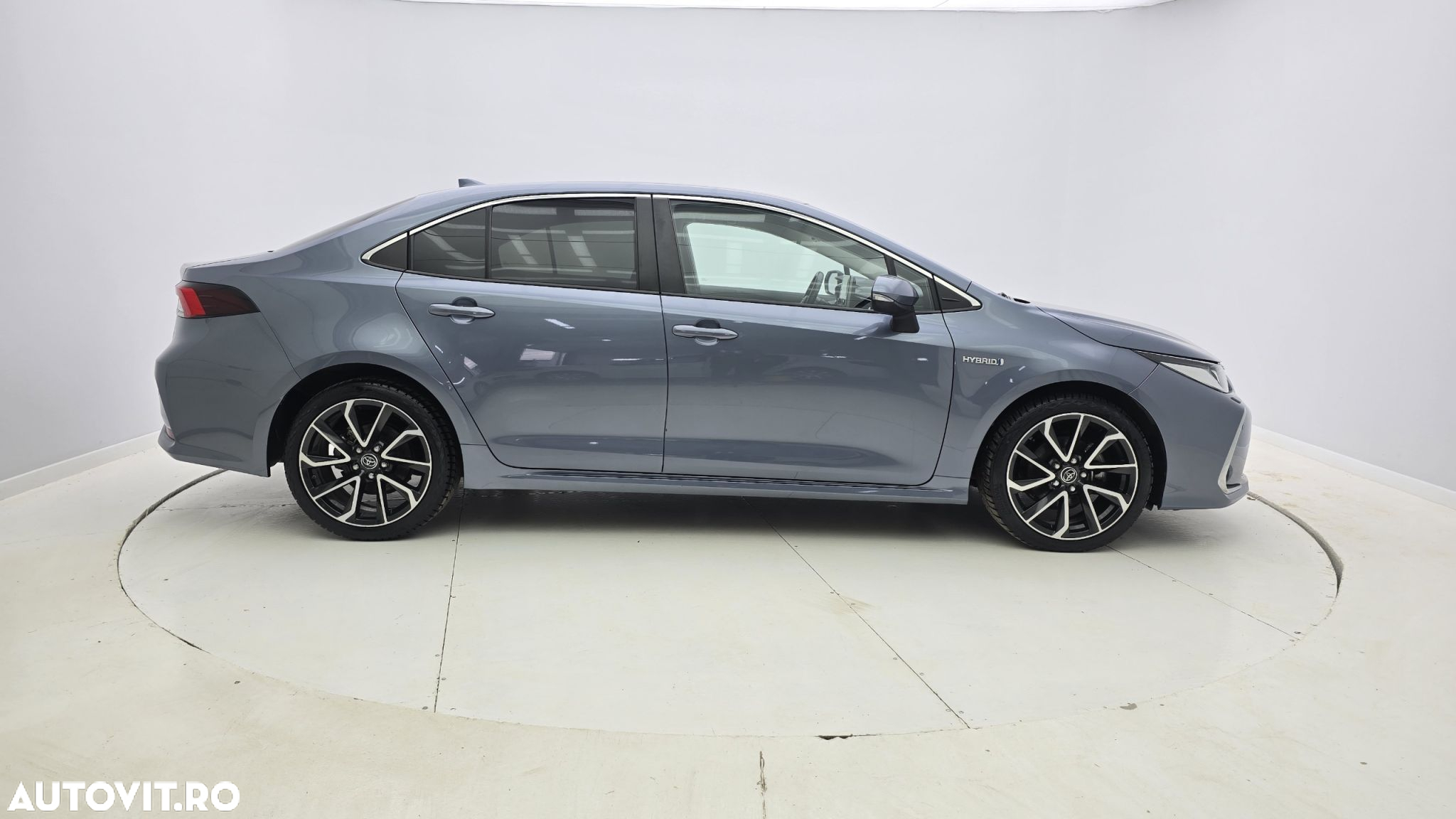 Toyota Corolla - 5