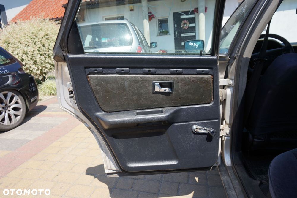 DRZWI TYLNE LEWE 80 B4 LY7T  AUDI 1991-1996 - 9