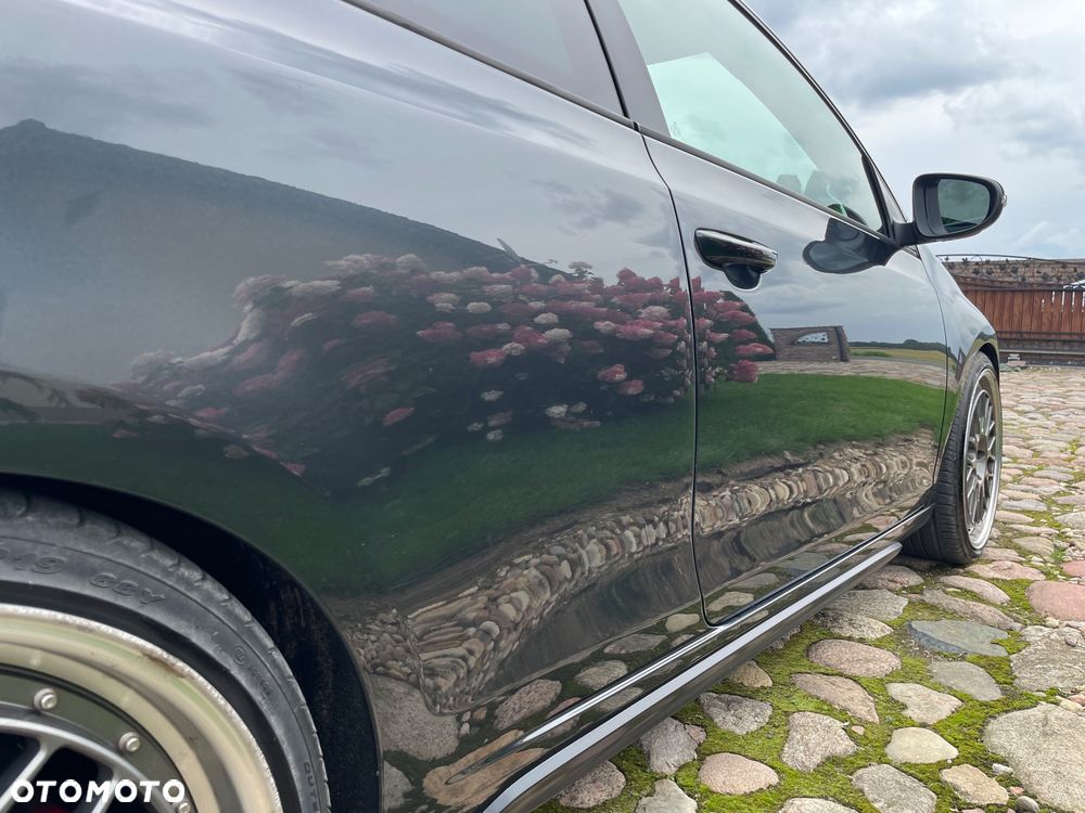 Volkswagen Golf - 17