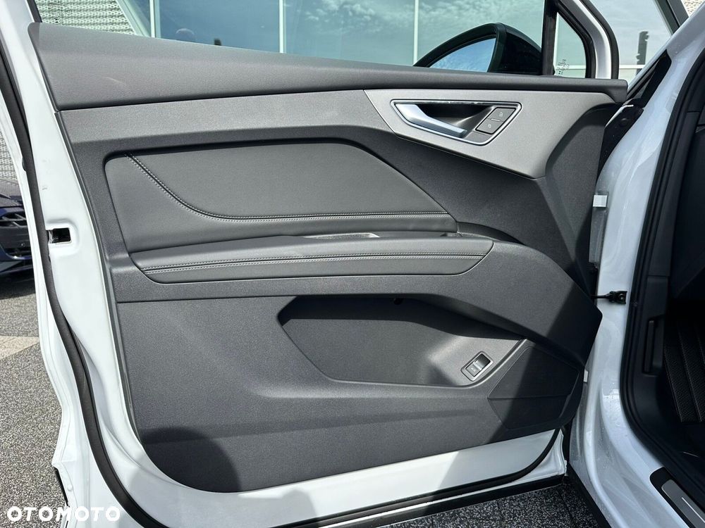 Audi Q4 Sportback e-tron - 11