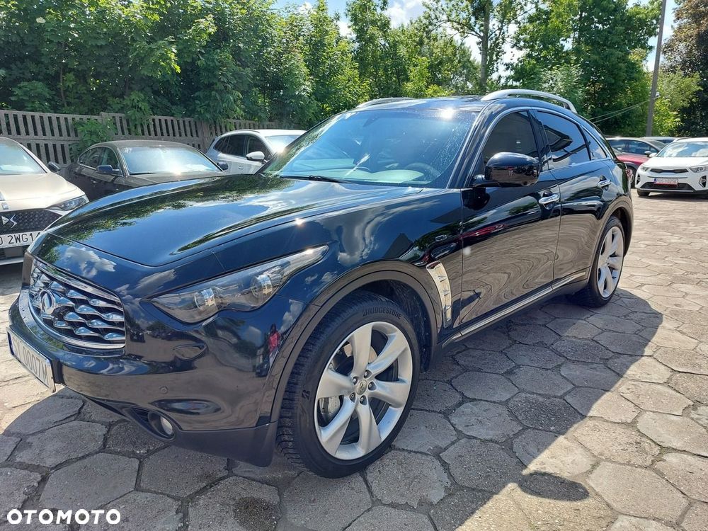 Infiniti FX - 4