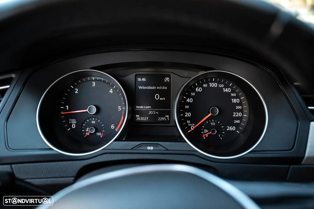 VW Passat Variant 1.6 TDI BlueMotion - 18