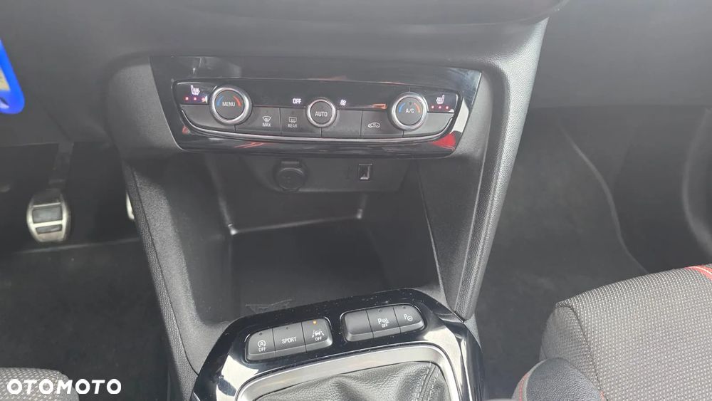 Opel Corsa 1.2 Direct Injection Turbo GS - 15