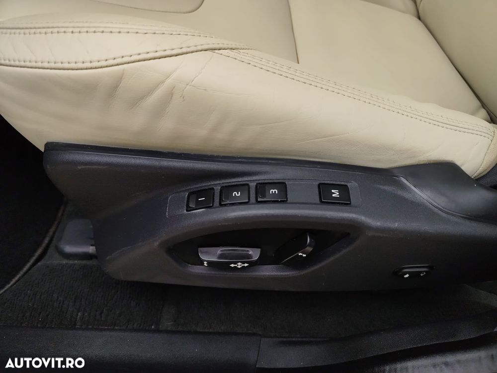 Volvo XC 60 - 9