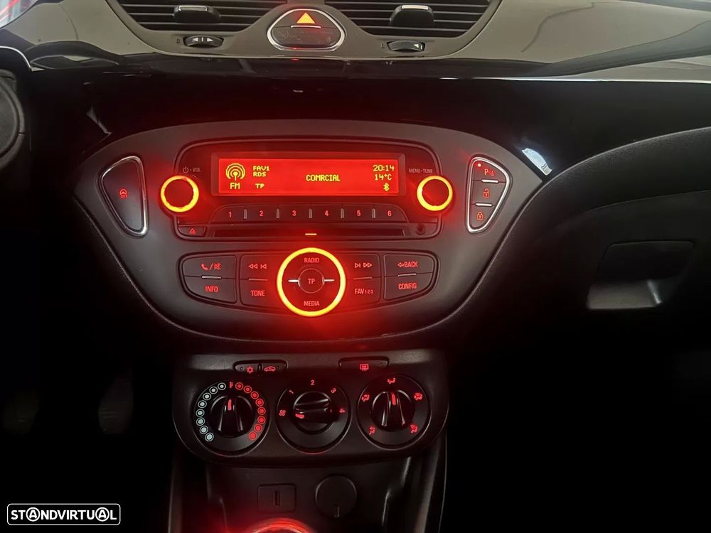 Opel Corsa 1.4 120 Anos - 42