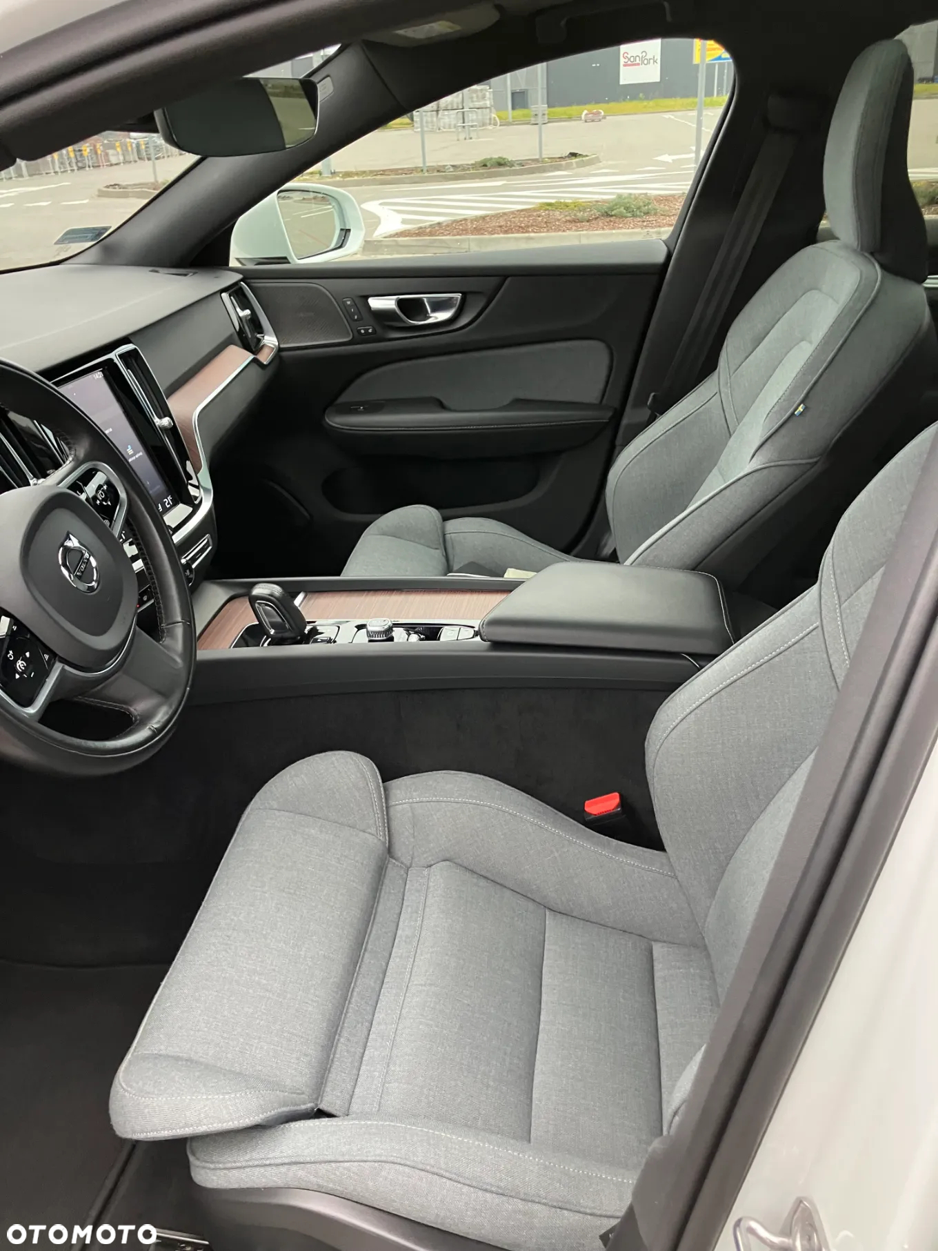 Volvo V60 Cross Country - 9