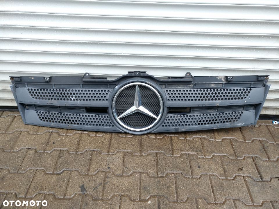 Grill atrapa kpl. znaczek emblemat Antos Arocs Actros MP4 9607500318 - 1