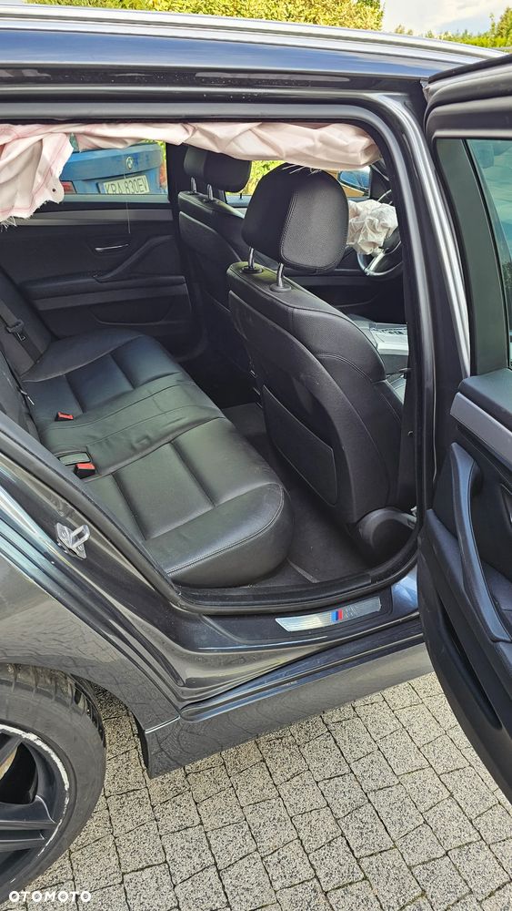 BMW Seria 5 520d xDrive M Sport Edition - 13