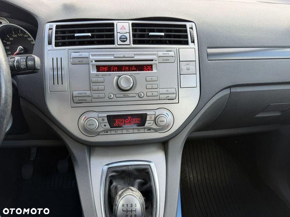 Ford Kuga - 11