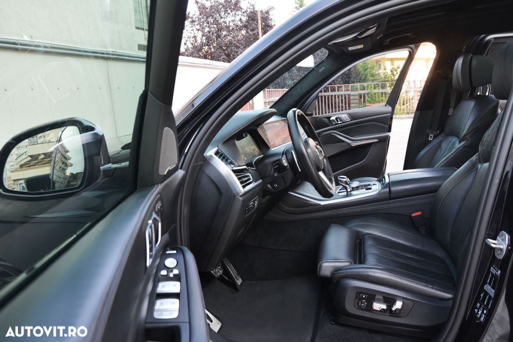 BMW X7 - 32