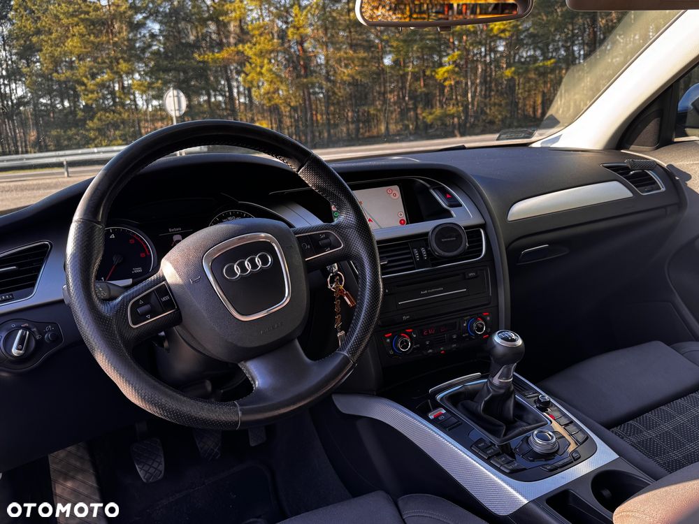 Audi A4 Avant 2.0 TDI DPF Ambition - 9