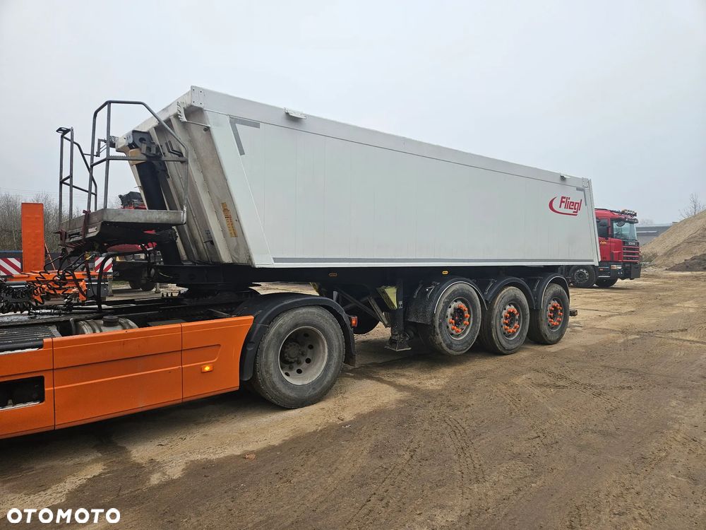 Fliegl Dhka 390 - 1