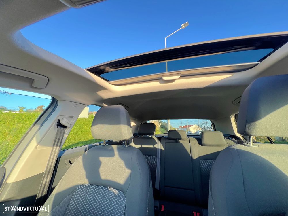 VW Golf 2.0 TDI SCR DSG Active - 8