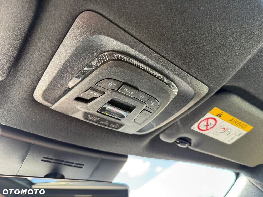 Toyota Corolla Cross 2.0 Hybrid Executive - 33