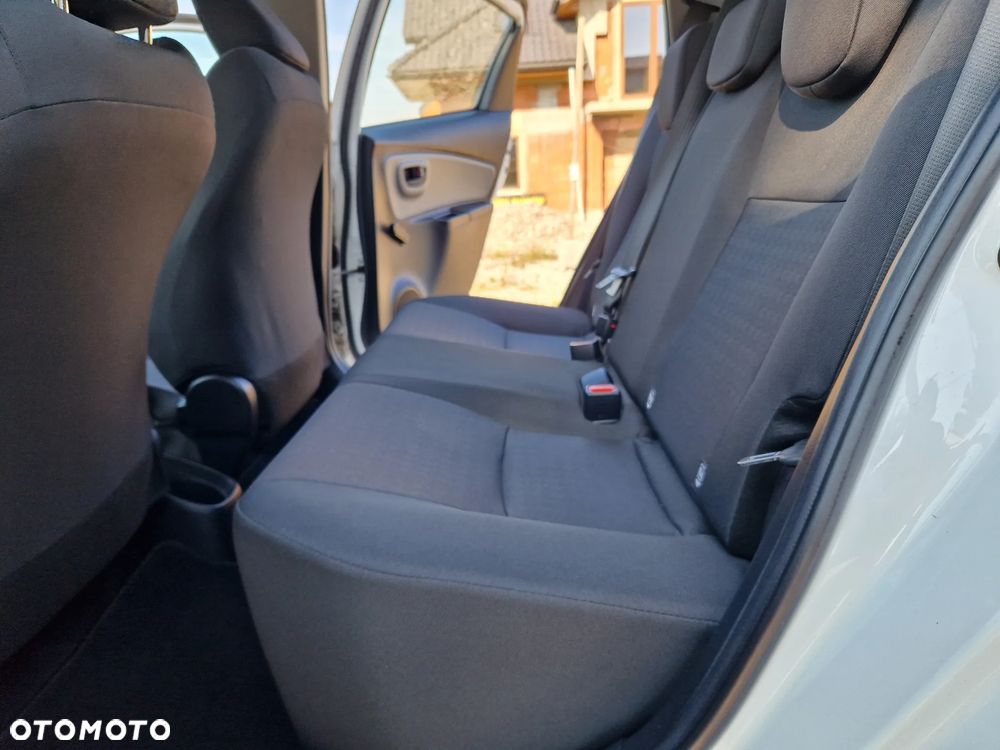 Toyota Yaris 1.5 Active - 15