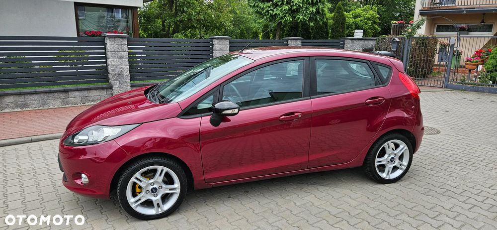 Ford Fiesta 1.25 Champions Edition - 4