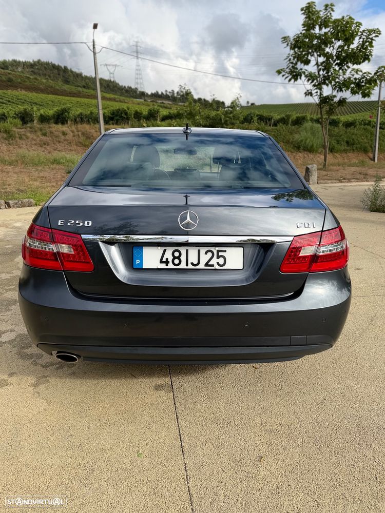 Mercedes-Benz E 250 - 7