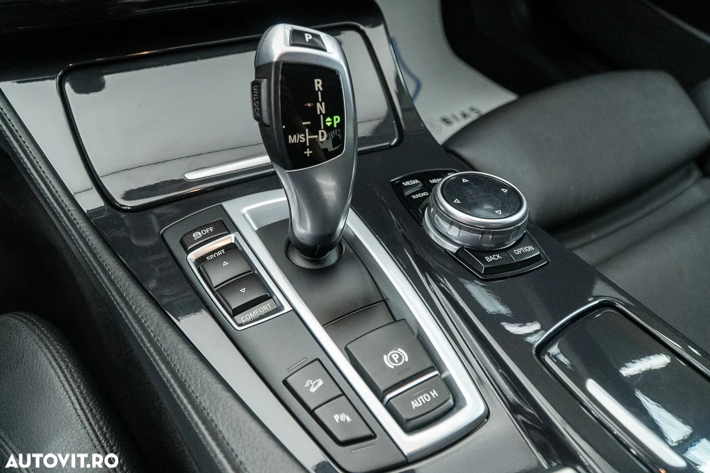 BMW Seria 5 525d xDrive Aut. Luxury Line - 24