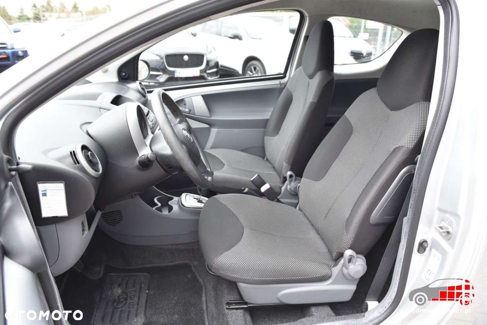 Toyota Aygo 1.0 VVT-i Luna MM - 13