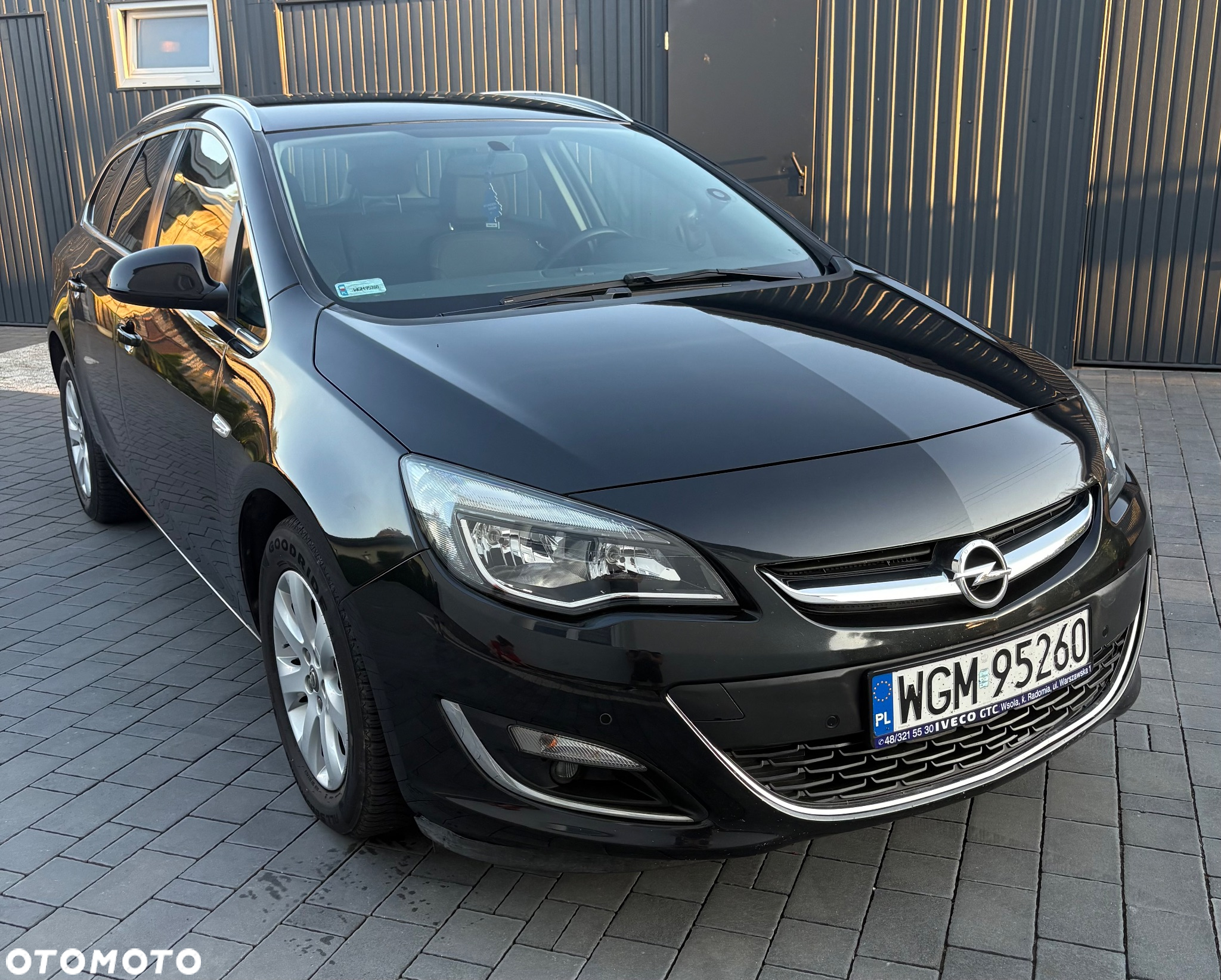 Opel Astra IV 1.4 T Sport - 2