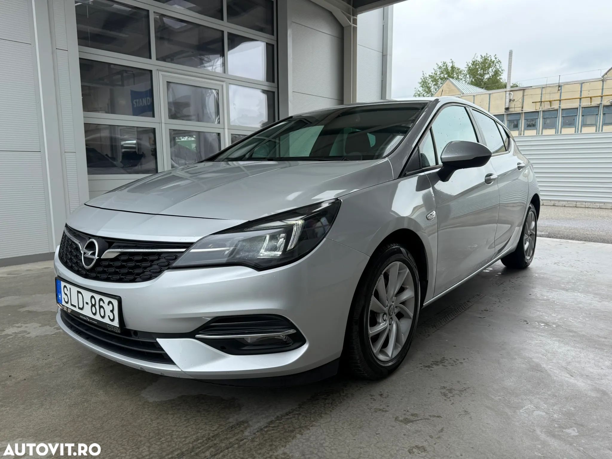 Opel Astra 1.5 Start/Stop 2020 - 1