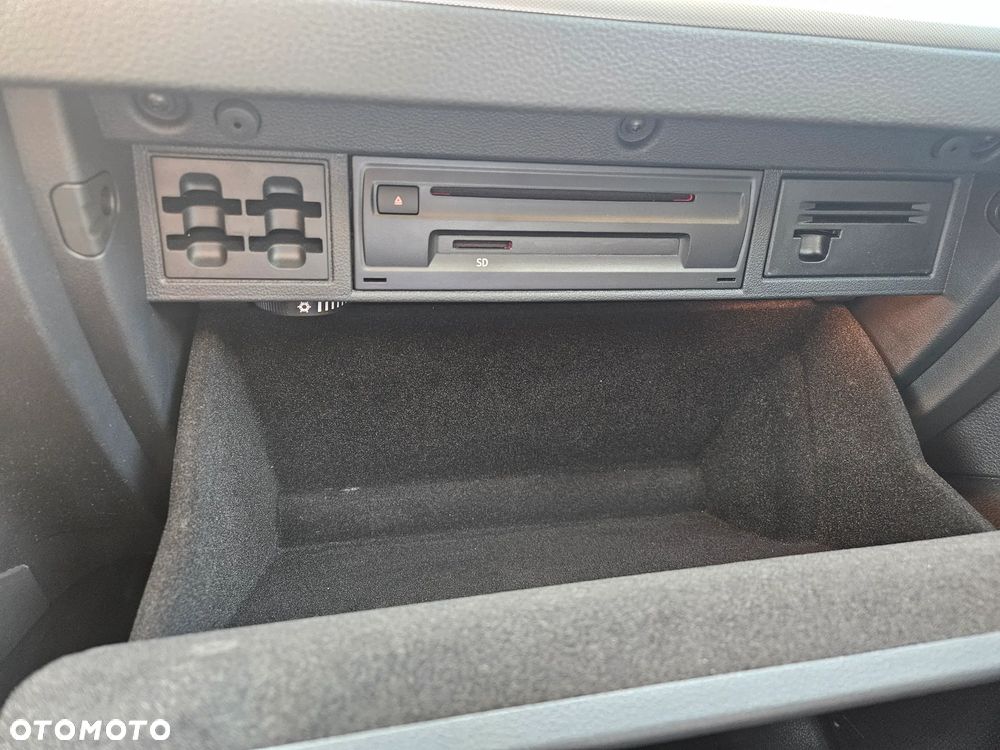 Volkswagen Golf 1.0 TSI Trendline - 24