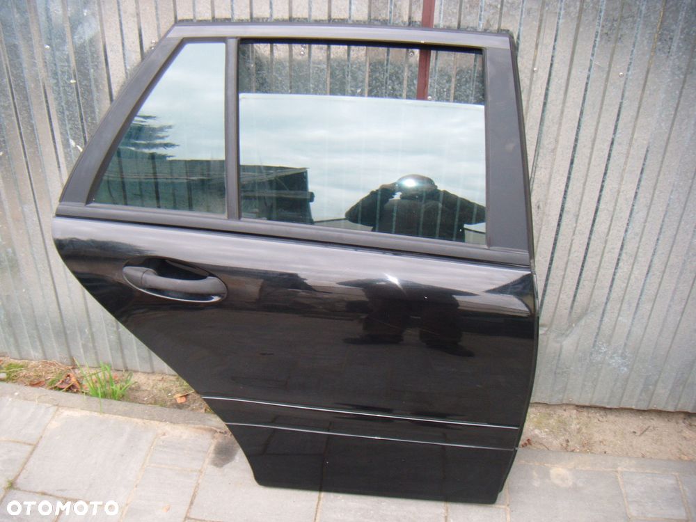 mercedes w203 kombi 05r drzwi prawy tył 197 - 1