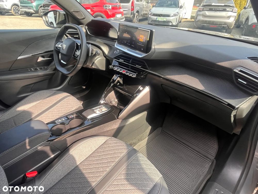 Peugeot 2008 1.2 PureTech Allure S&S EAT8 - 7