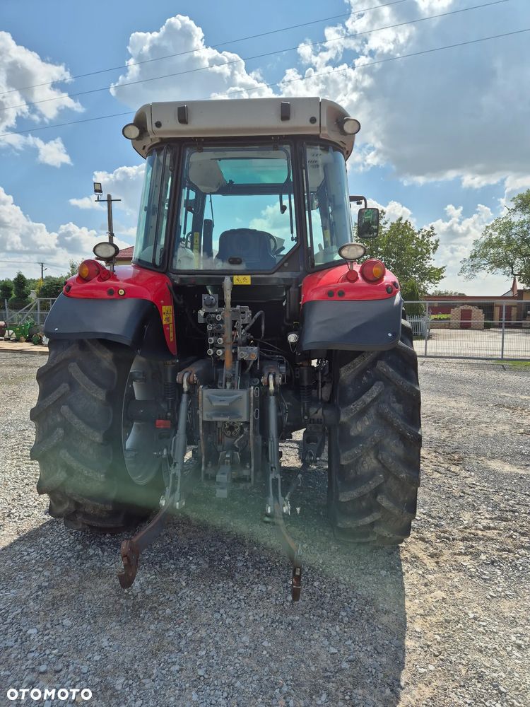 Massey Ferguson 5612 - 5