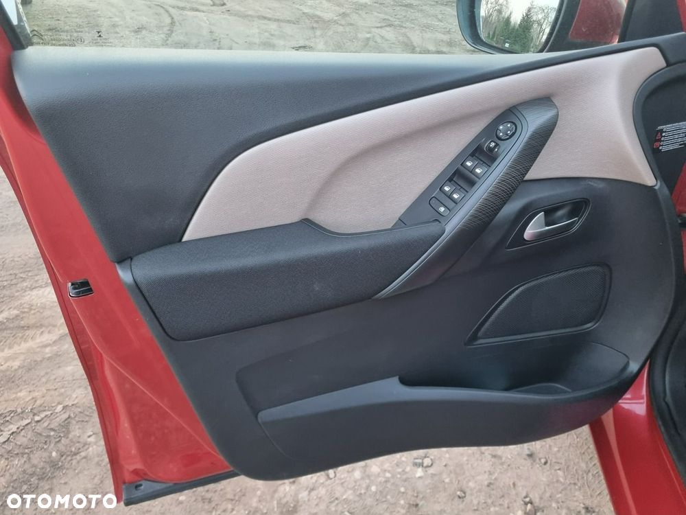 Citroën C4 Grand Picasso - 25