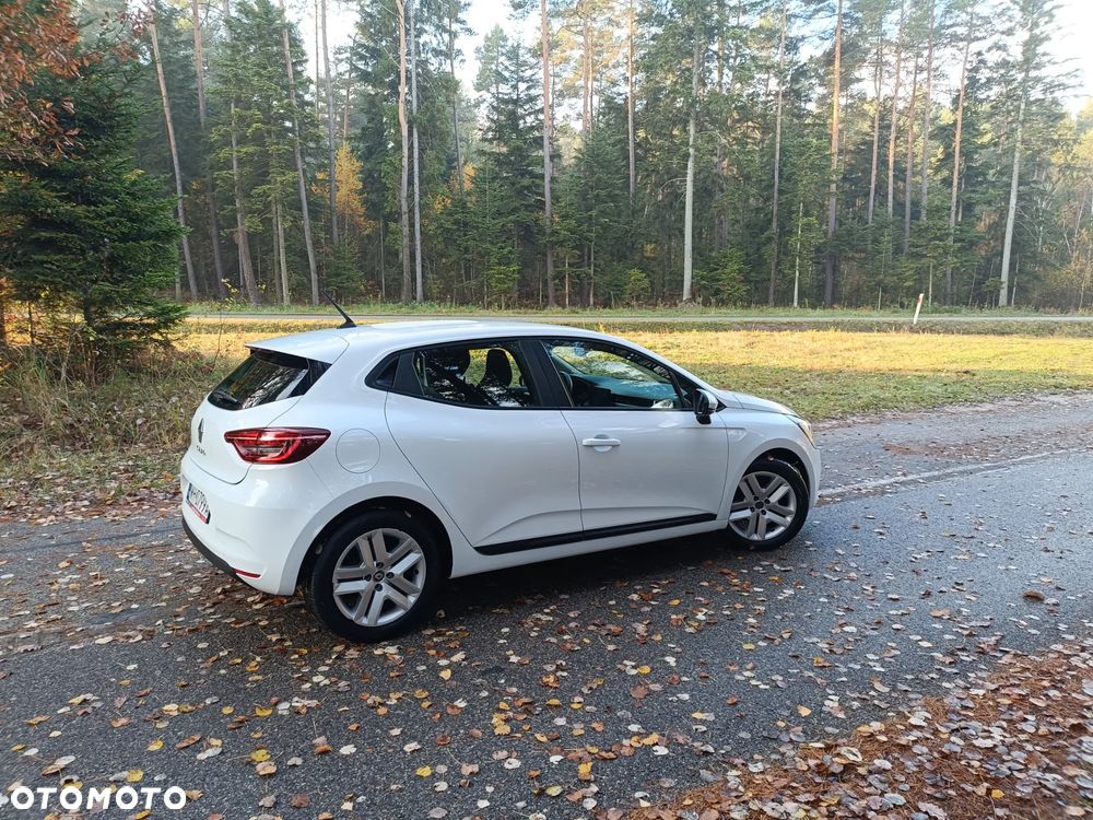 Renault Clio - 25