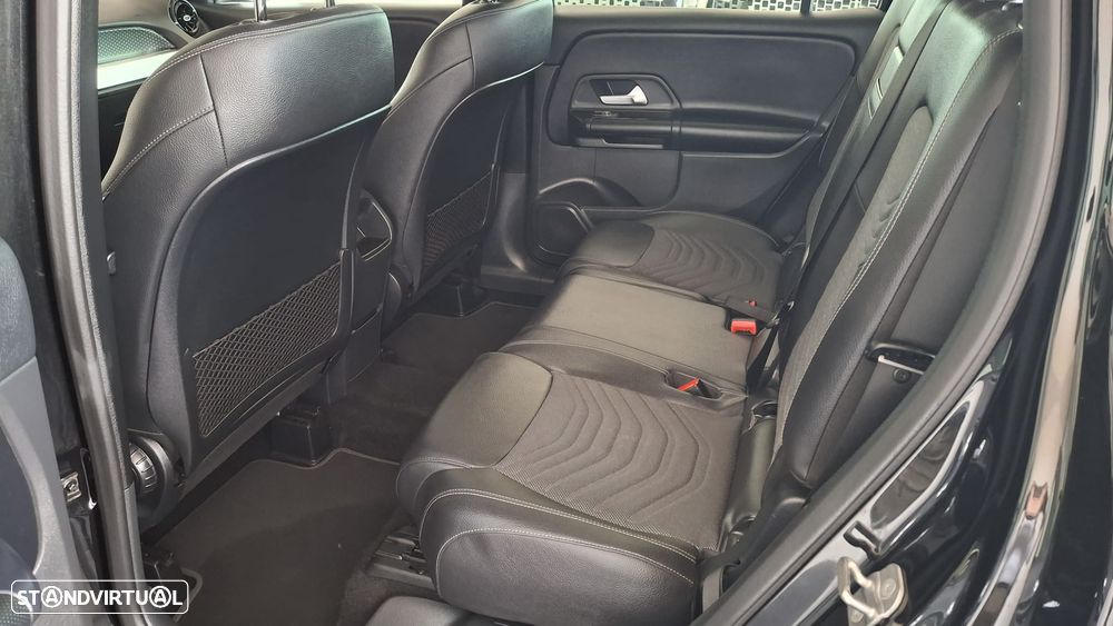 Mercedes-Benz GLB 180 d Progressive - 17