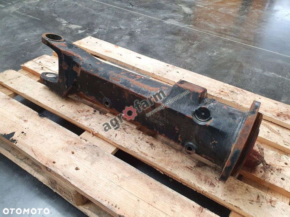 OBUDOWA MOSTU CASE 1056 1256 XL 4472453350 - 3