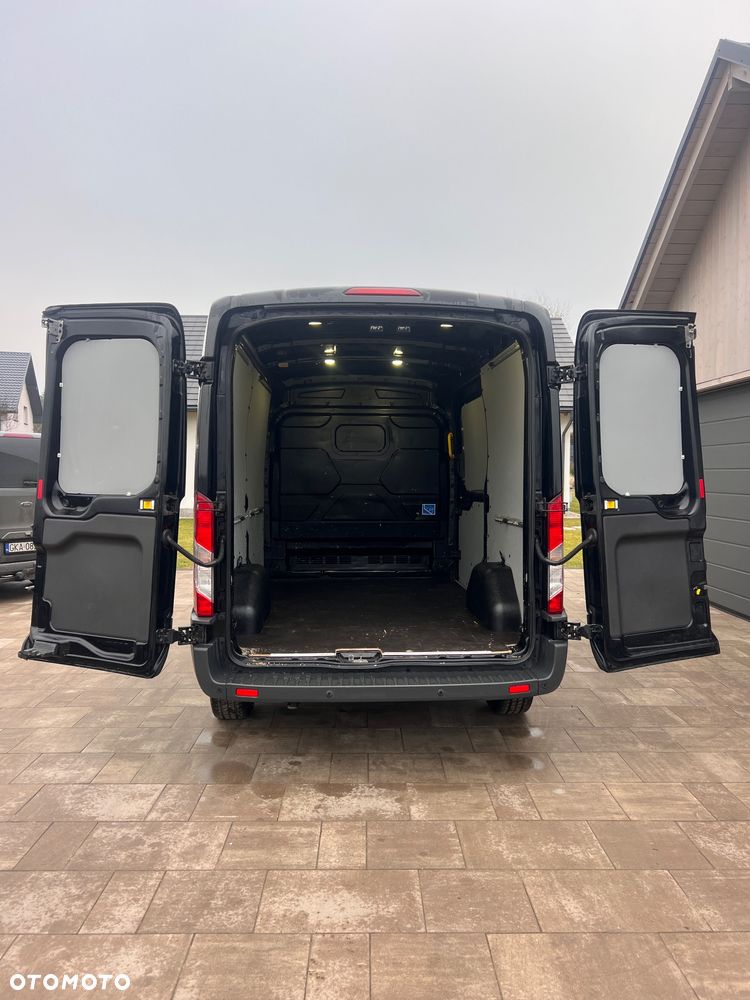 Ford Transit - 22