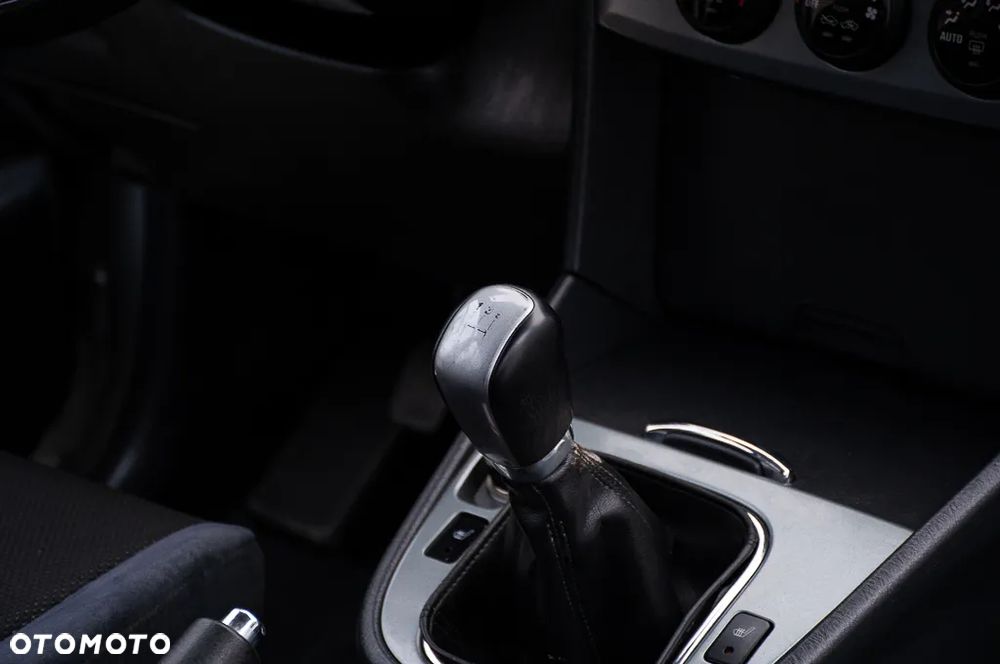 Suzuki Grand Vitara - 30