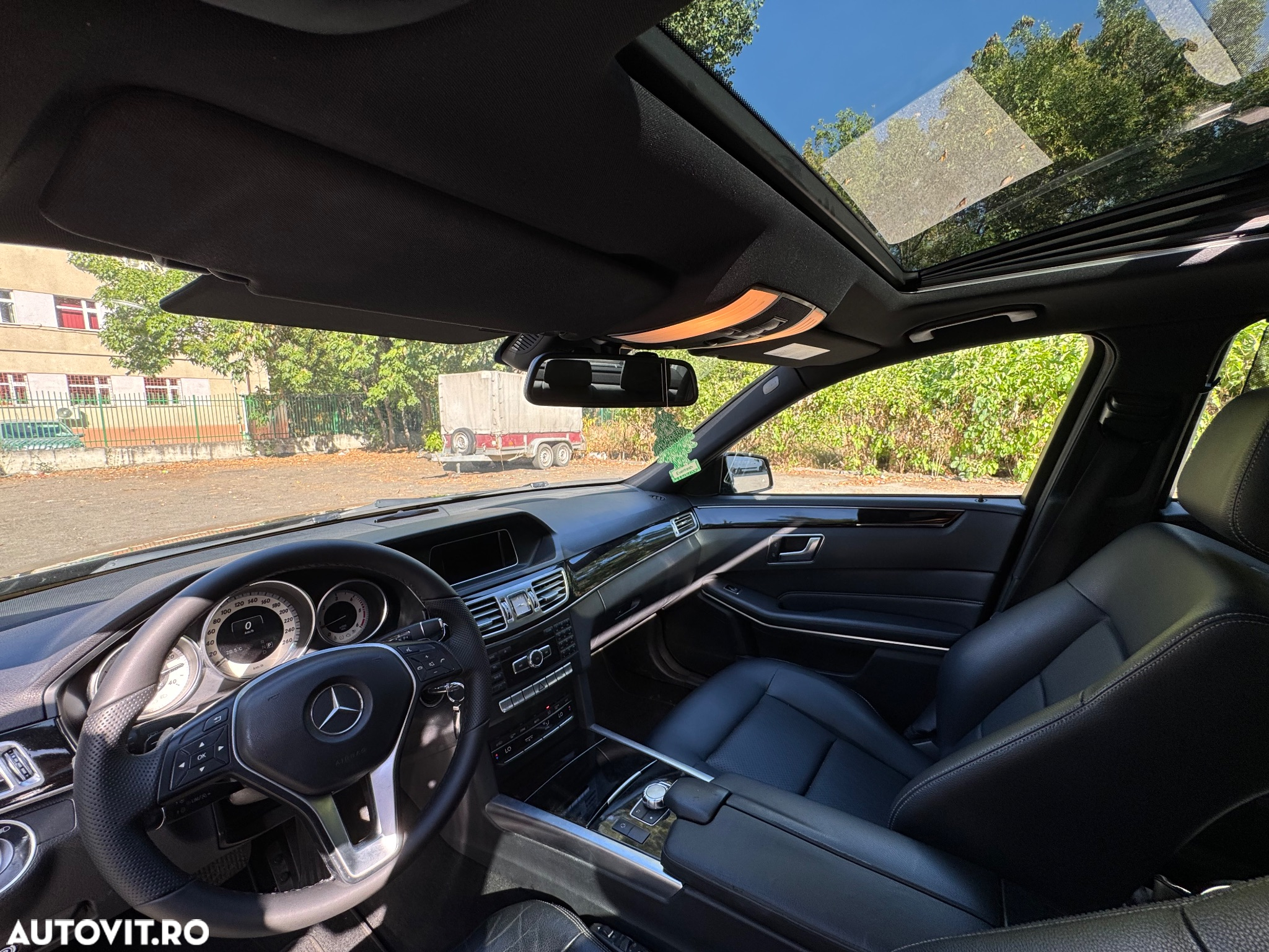 Mercedes-Benz E 220 Blue TEC BlueEFFICIENCY Edition - 10
